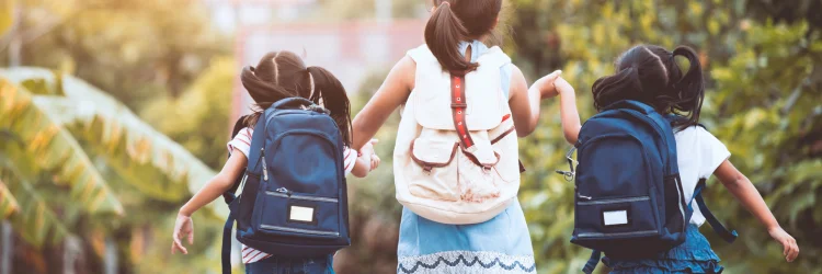 Ames IA Chiropractor Discusses Proper Child Backpacks